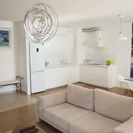 Elegant Znjan דירה *